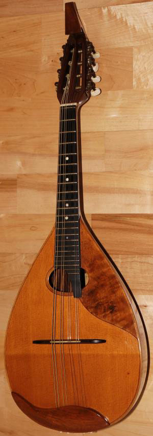 Johs. Möller mandolin Nr. 683